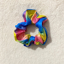 Load image into Gallery viewer, Zipper scrunchie
