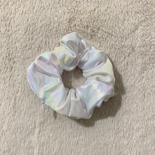 Load image into Gallery viewer, Zipper scrunchie
