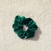 Load image into Gallery viewer, Green velvet scrunchie
